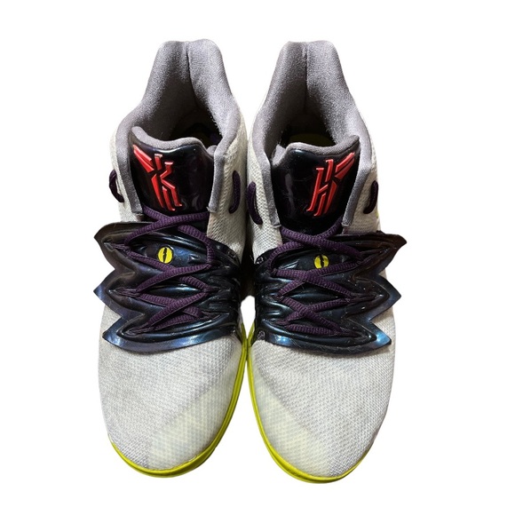 2019 Kyrie 5 ( Mamba Mentality) - Picture 4 of 10